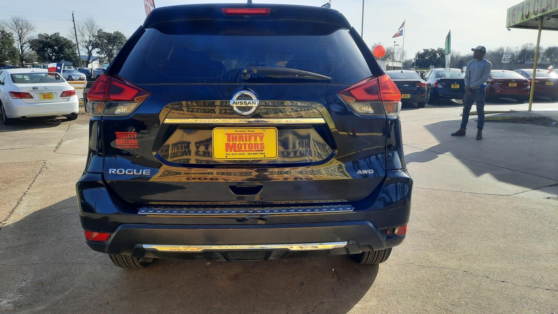 2017 Nissan Rogue (JN8AT2MV0HW) , located at 16710 Clay Rd., Houston, TX, 77084, (281) 859-7900, 29.834864, -95.656166 - Photo#3